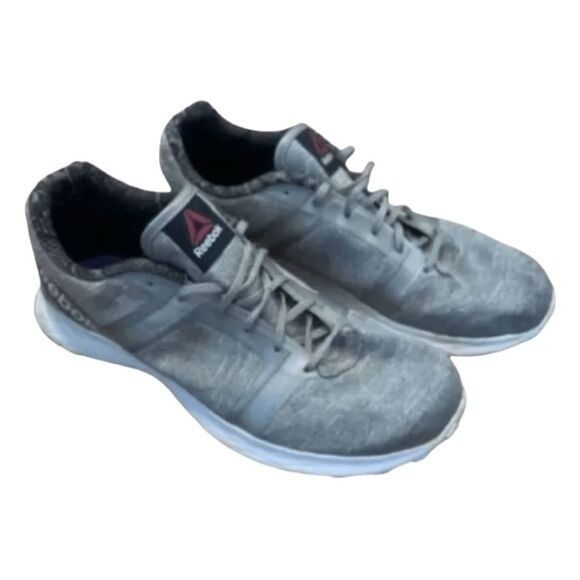 Reebok Running Shoes Sneakers Gray Smooth Fuse Technology Memory Foam Insoles 9 - Picture 1 of 11